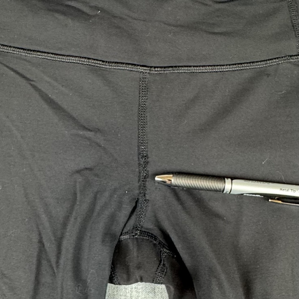 Lululemon Pants Womens 4 Black High Rise Crop Side Pocket Leggings Yoga Capri - Picture 4 of 13